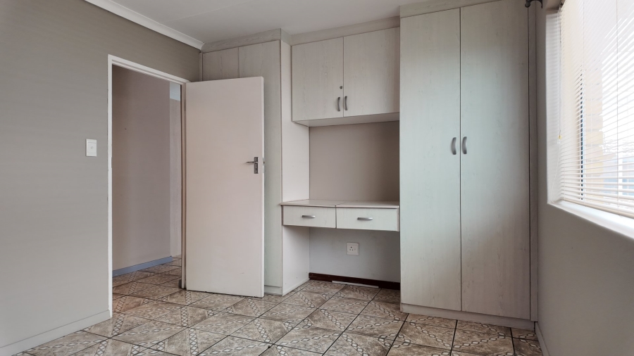 3 Bedroom Property for Sale in Stilbaai Wes Western Cape